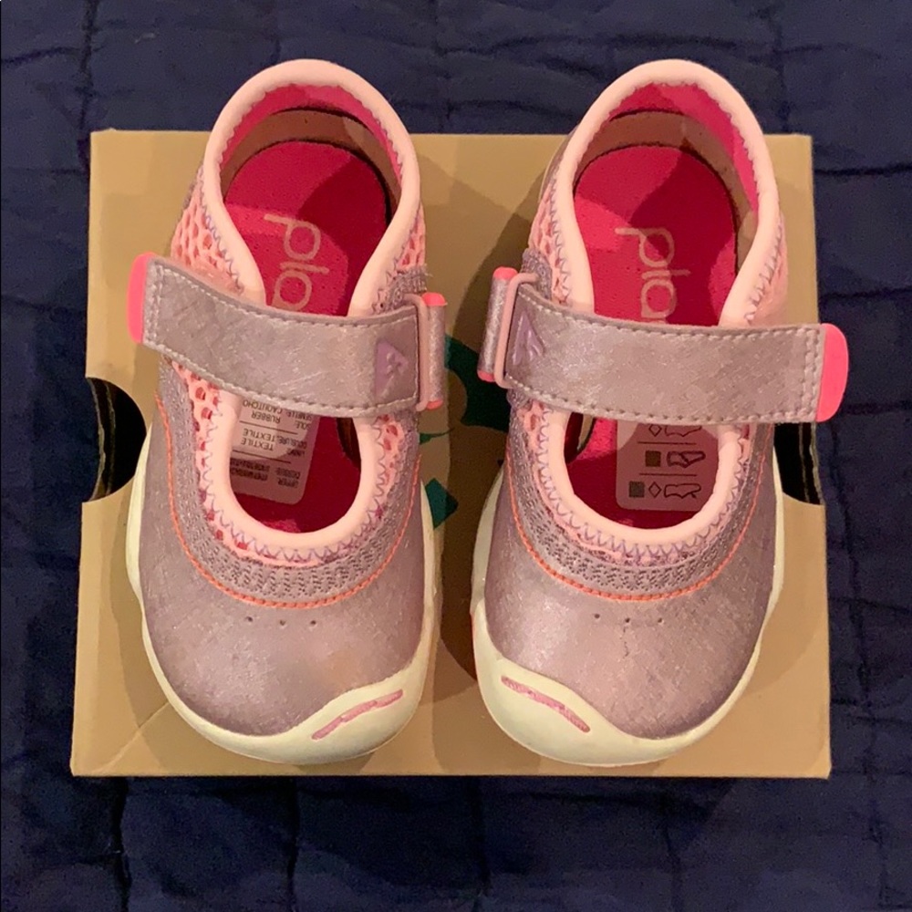 PLAE Emme shoes Lotus Pink Size 6 toddler